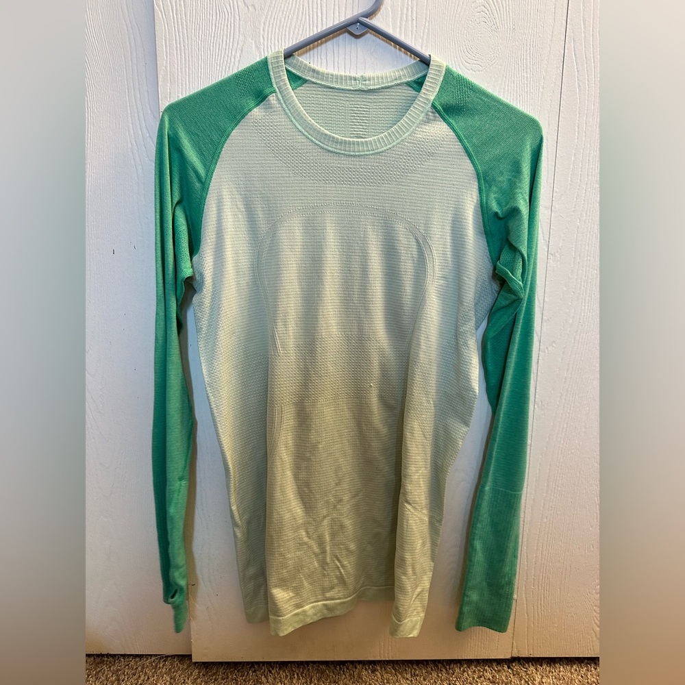 Bundle of 2 Swiftly tech long sleeve shirts